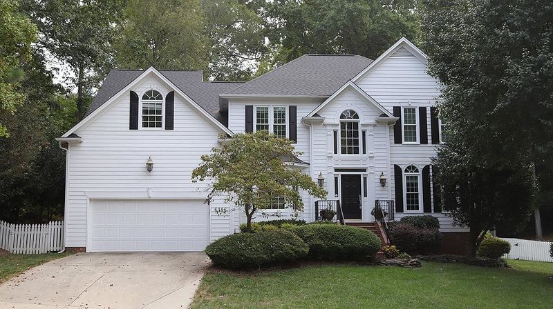 6116 Battleford Dr, Raleigh, NC 27612