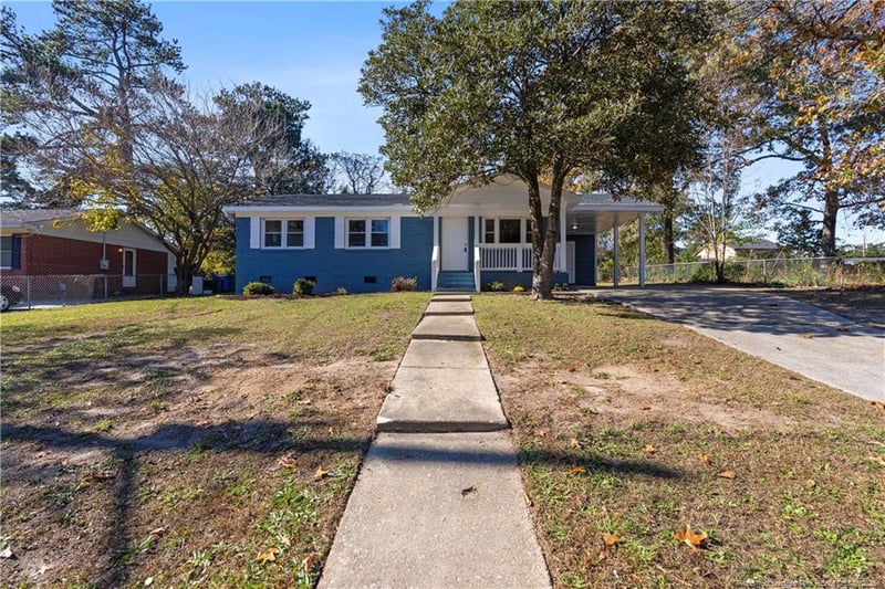 6117 Conaway Dr, Fayetteville, NC 28314