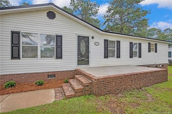 6117 Earp Ct, Hope Mills, NC 28348