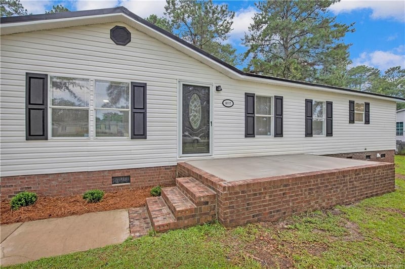 6117 Earp Ct, Hope Mills, NC 28348