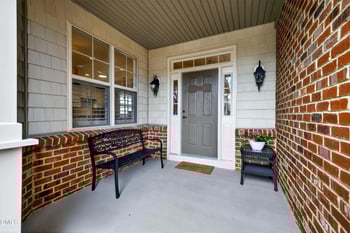 6117 Leesburg Ln, Raleigh, NC 27617