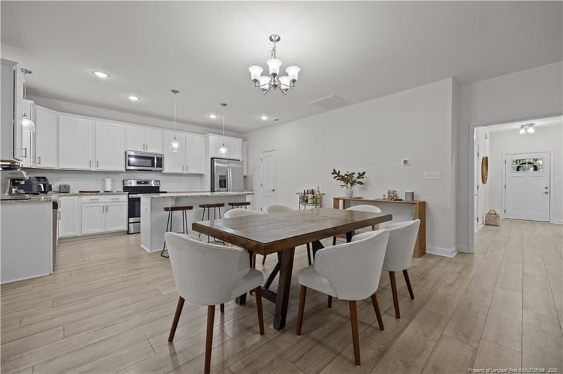 6117 Long Creek Ct, Fayetteville, NC 28311