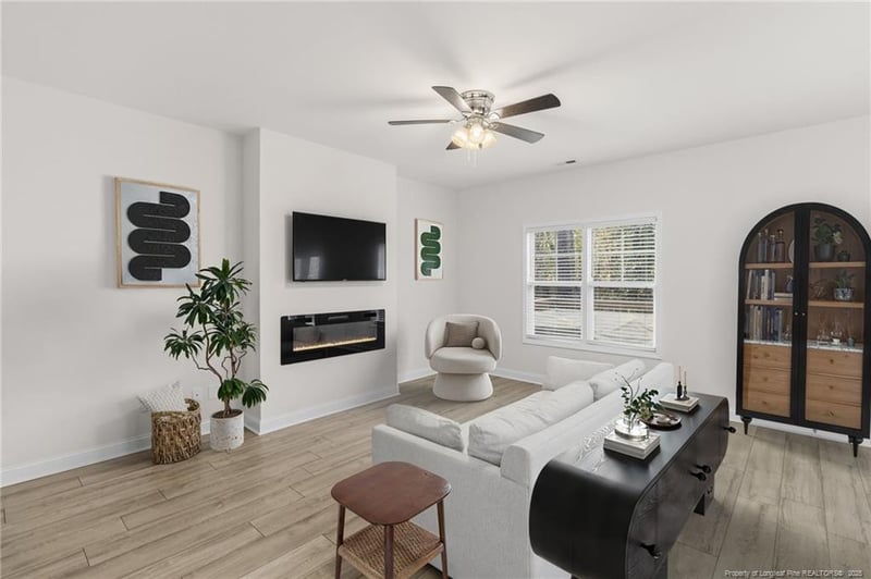 6117 Long Creek Ct, Fayetteville, NC 28311