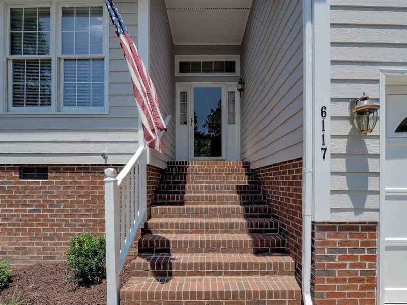 6117 Steeds Run Dr, Raleigh, NC 27616