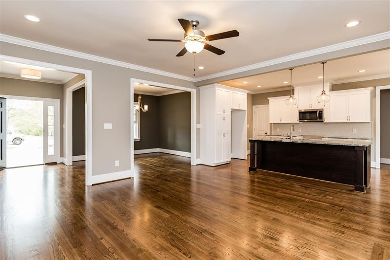 6117 Yancey Dr, Wendell, NC 27591