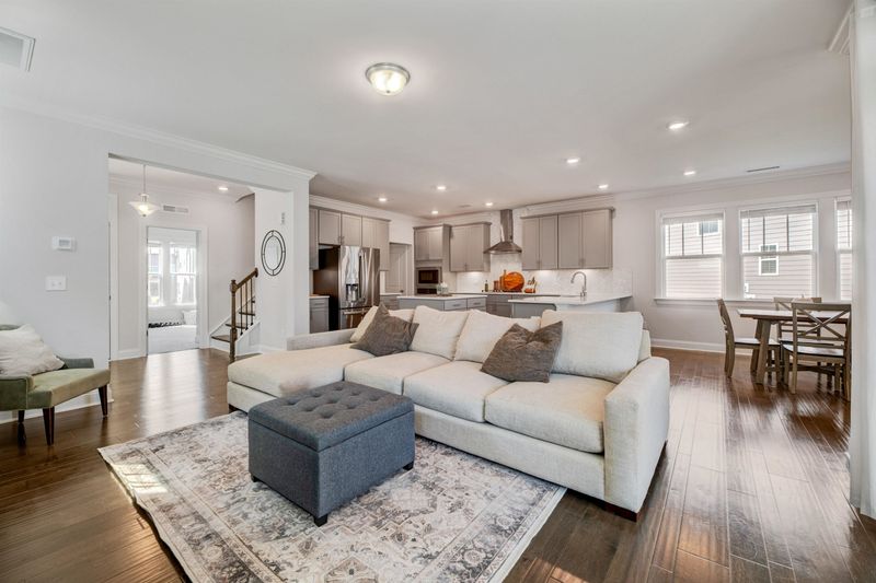 6118 Giddings St, Raleigh, NC 27616