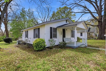 612 4th St, Smithfield, NC 27577