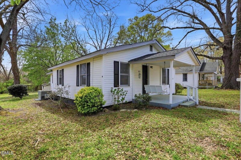 612 4th St, Smithfield, NC 27577