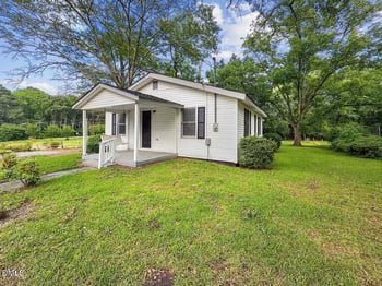 612 4th St, Smithfield, NC 27577