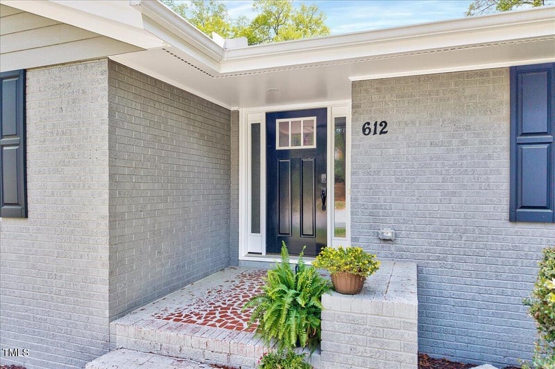612 Academy St, Fuquay Varina, NC 27526