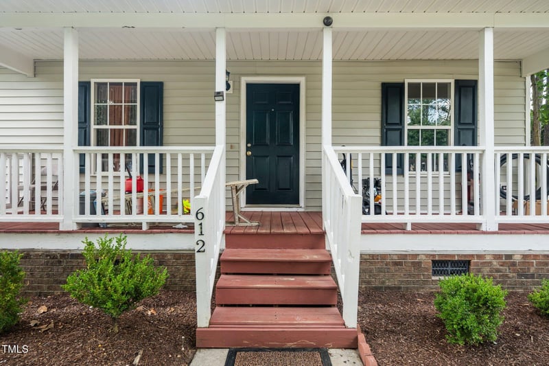 612 Agin Court Pl, Clayton, NC 27520