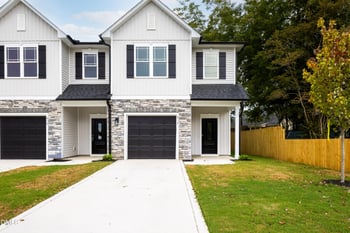 612 Blackman St, Benson, NC 27504