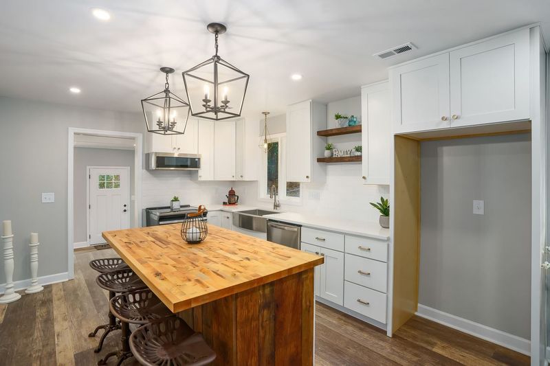 612 Buffaloe Rd, Garner, NC 27529