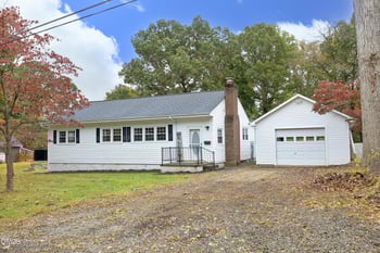 612 Carr St, Mebane, NC 27302