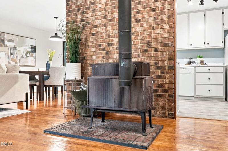 612 Cedar Brook Way, Chapel Hill, NC 27516