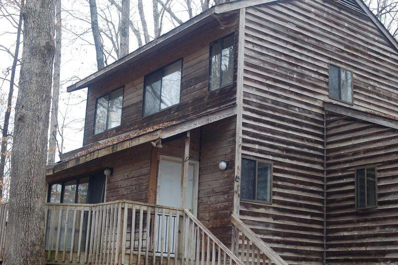 612 Cedarbrook Way, Chapel Hill, NC 27516