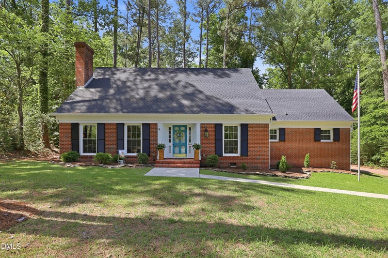 612 Chisholm , Sanford, NC 27330