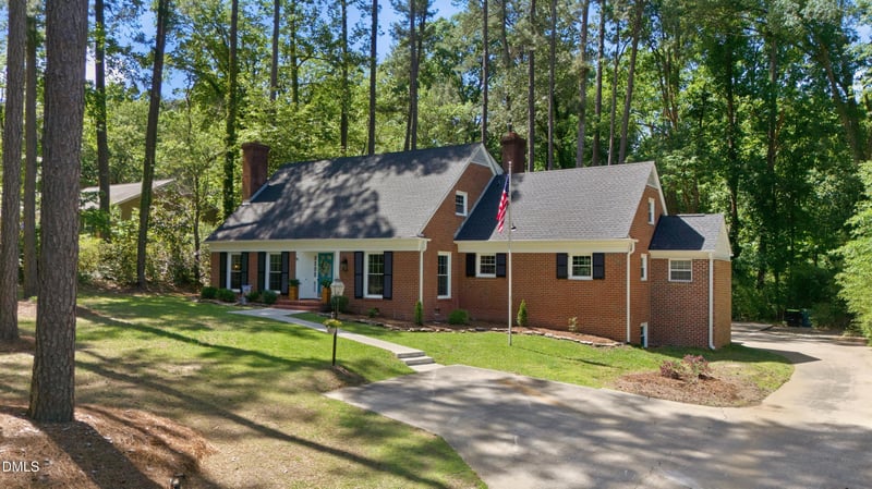612 Chisholm , Sanford, NC 27330