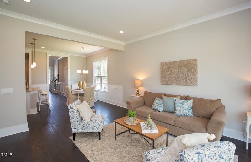 612 Donnegal Farm Dr, Fuquay Varina, NC 27526