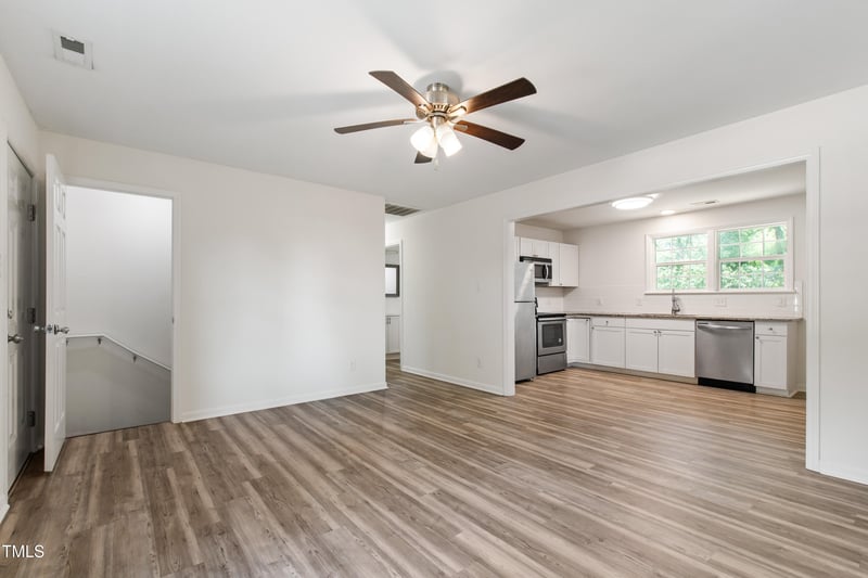 612 Essington Pl, Raleigh, NC 27603