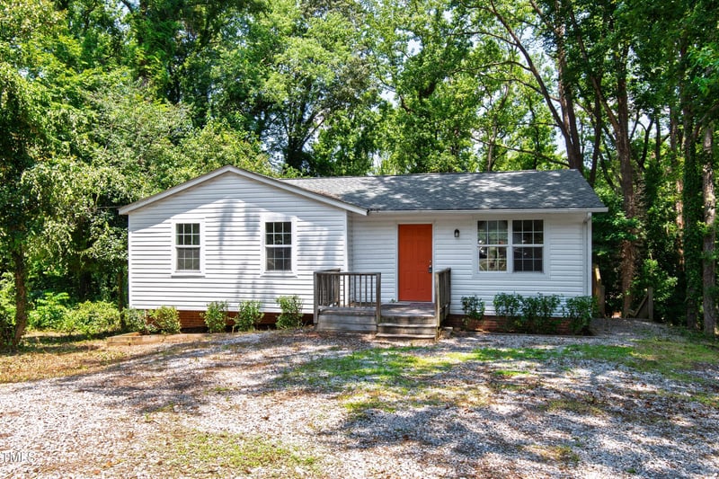 612 Essington Pl, Raleigh, NC 27603