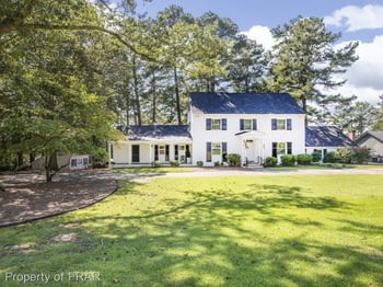 612 Forest Lake Rd, Fayetteville, NC 28305