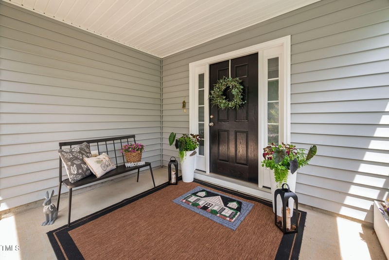 612 Lawson Cypress Ln, Fuquay Varina, NC 27526