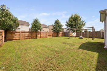 612 Lawson Cypress Ln, Fuquay Varina, NC 27526