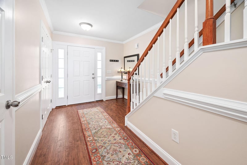 612 Lawson Cypress Ln, Fuquay Varina, NC 27526