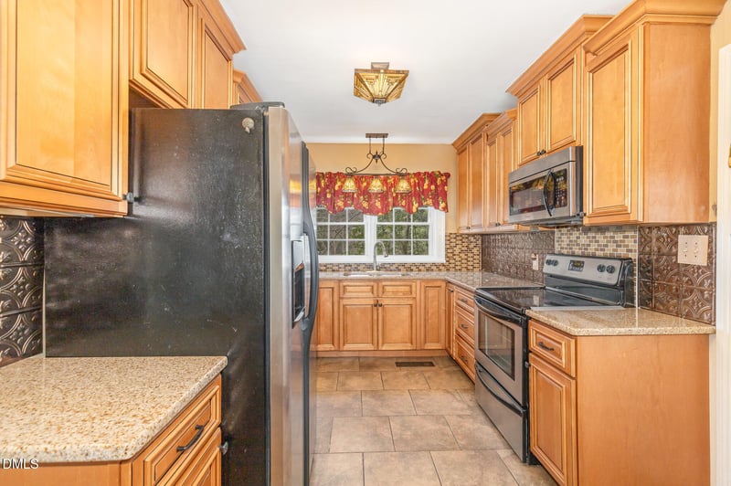 612 Main St, Louisburg, NC 27549