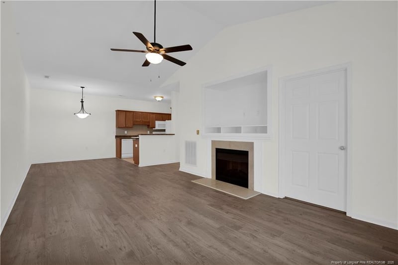 612 Marshtree Ln #304, Fayetteville, NC 28314