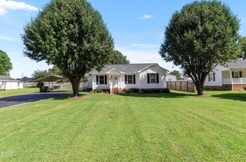 612 Mckay St, Erwin, NC 28339