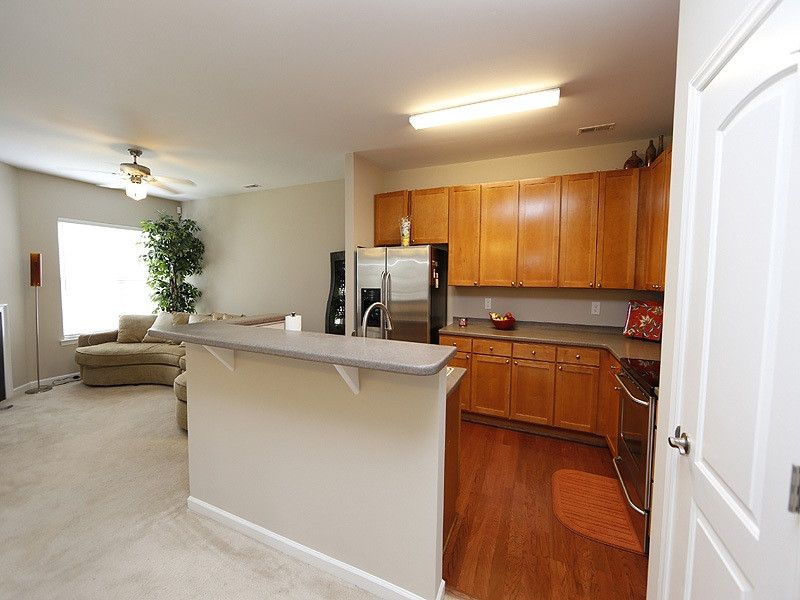 612 Oakfield Trl, Mebane, NC 27302