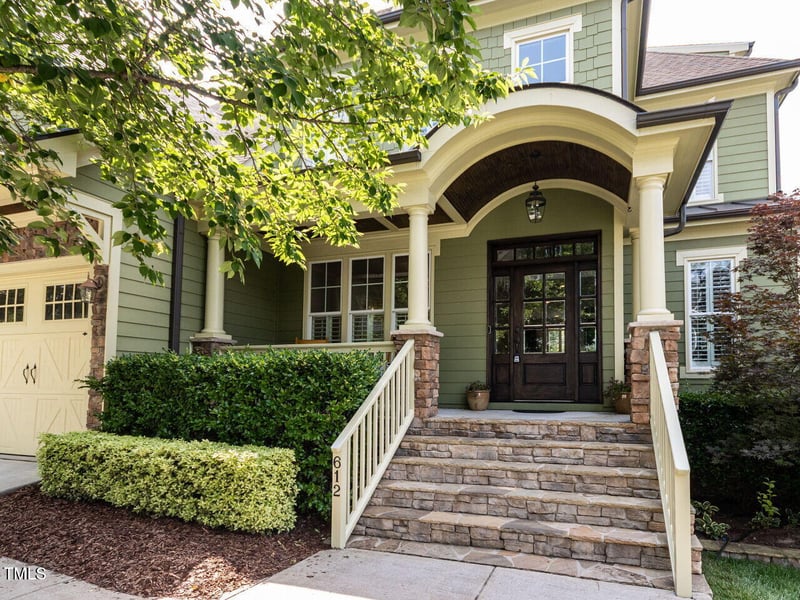 612 Peach Orchard Pl, Cary, NC 27519