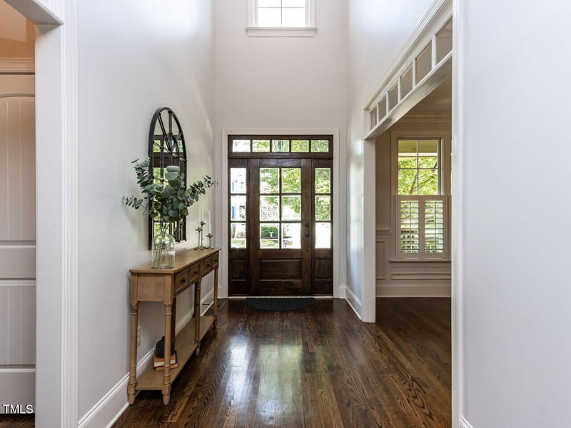 612 Peach Orchard Pl, Cary, NC 27519