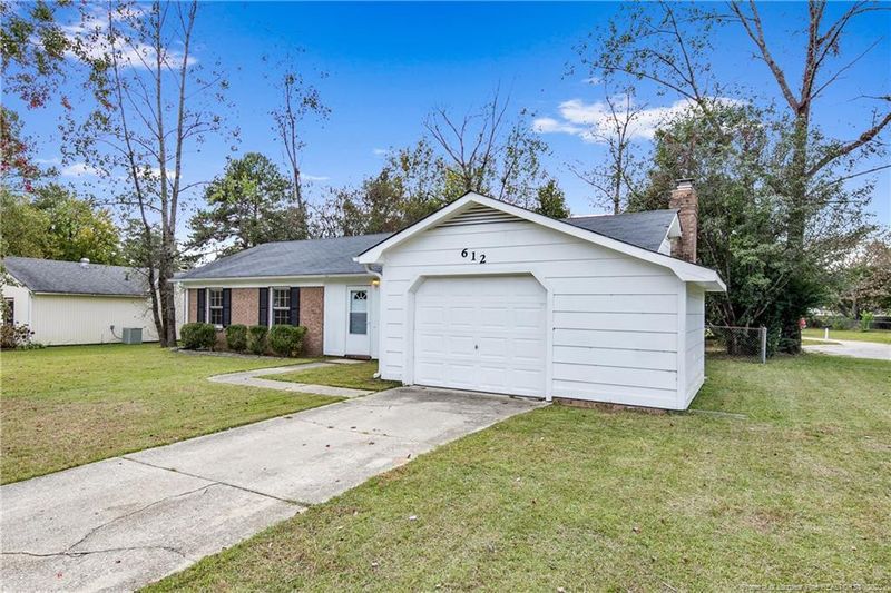 612 Rock Spring Rd, Fayetteville, NC 28314