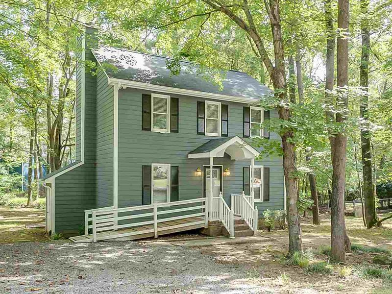 612 Sanderson Dr, Durham, NC 27704