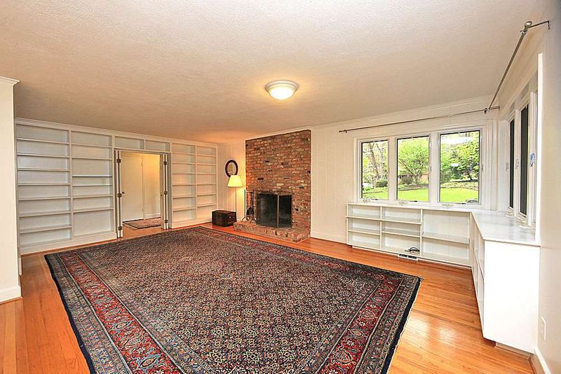 612 Shady Lawn Rd, Chapel Hill, NC 27514
