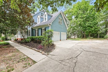 612 Starburst Ln, Raleigh, NC 27603