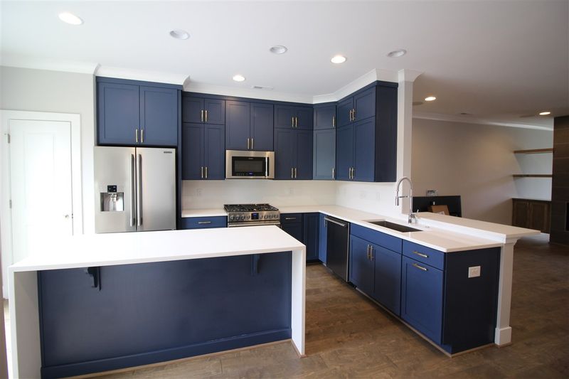 612 Watauga St, Raleigh, NC 27604