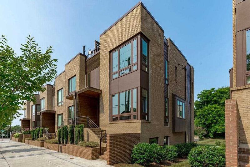 612 S West St, Raleigh, NC 27601
