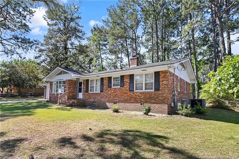 612 York Rd, Fayetteville, NC 28303