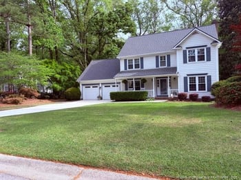 6120 Lochview Dr, Fayetteville, NC 28311