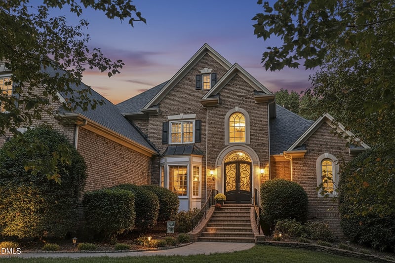 6121 Carlyle Dr, Raleigh, NC 27614