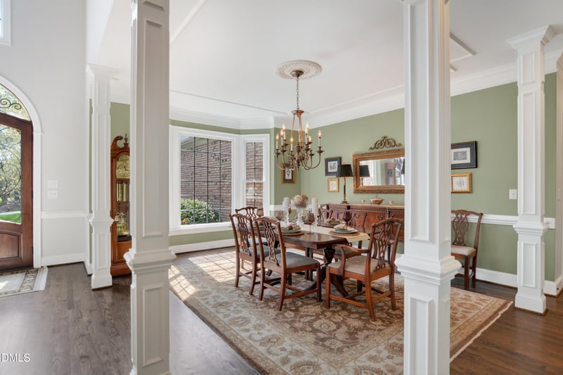 6121 Carlyle Dr, Raleigh, NC 27614