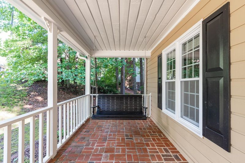 6121 Valley Estates Dr, Raleigh, NC 27612