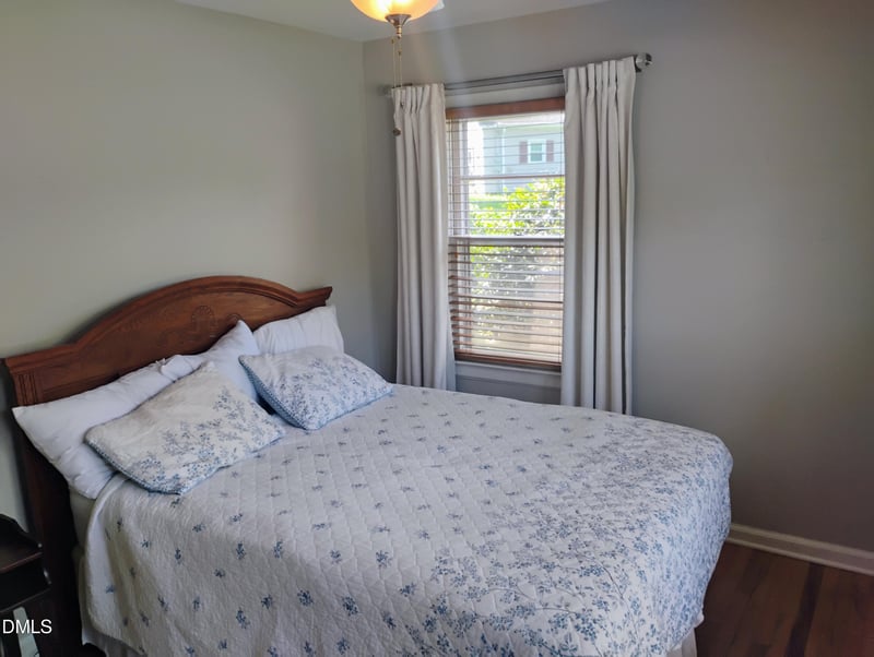 6121 Yates Mill Pond Rd, Raleigh, NC 27606
