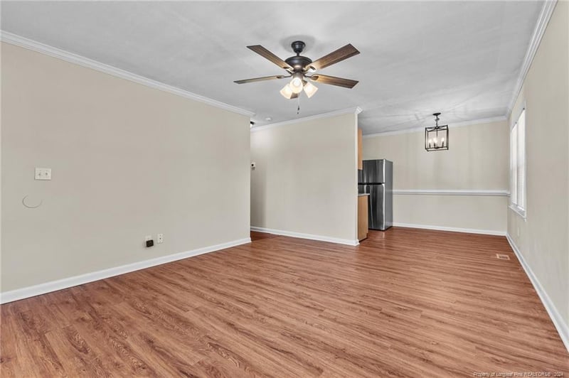 6122 Pine St, Fayetteville, NC 28311