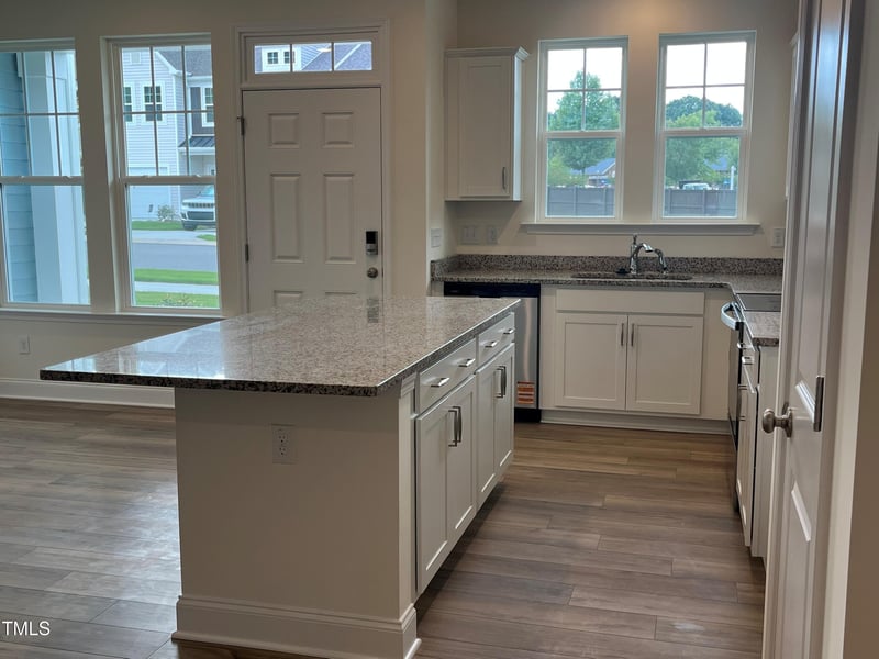 6123 Arsenal Ave, Raleigh, NC 27610