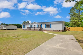 6124 Earp Ct, Hope Mills, NC 28348